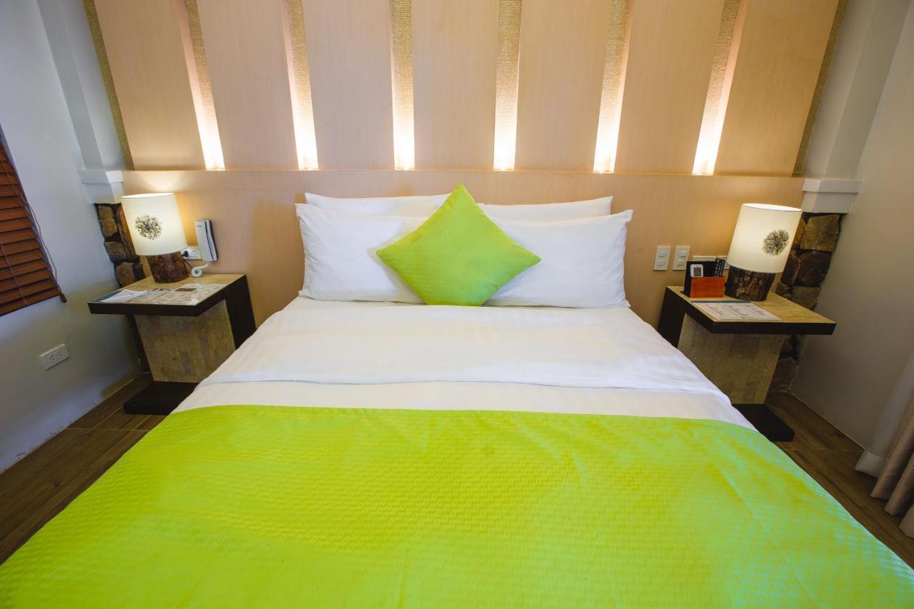 Solina Beach & Nature Resort Carles Extérieur photo