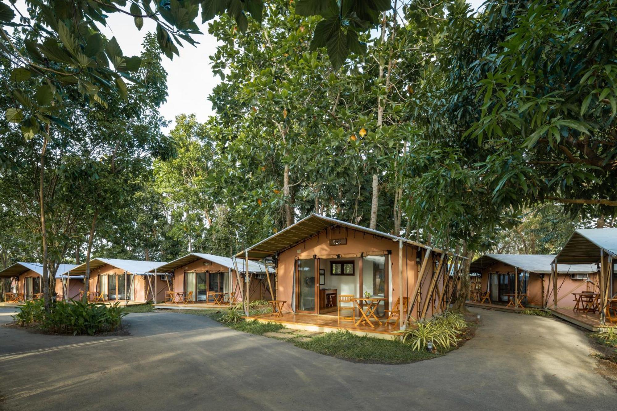 Solina Beach & Nature Resort Carles Extérieur photo
